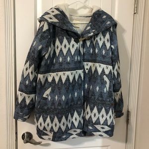 Roxy tribal winter jacket with Sherpa lining.